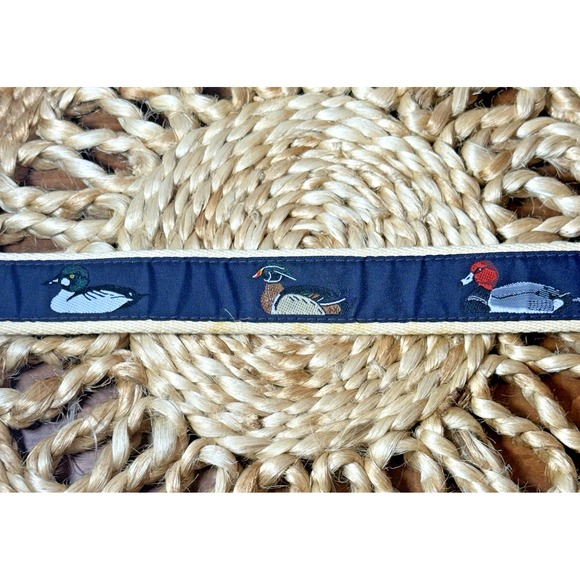 Vintage 90s Duck Ribbon Belt Size 35 Mallard Hunting Preppy Leather Brass Buckle - Picture 4 of 8